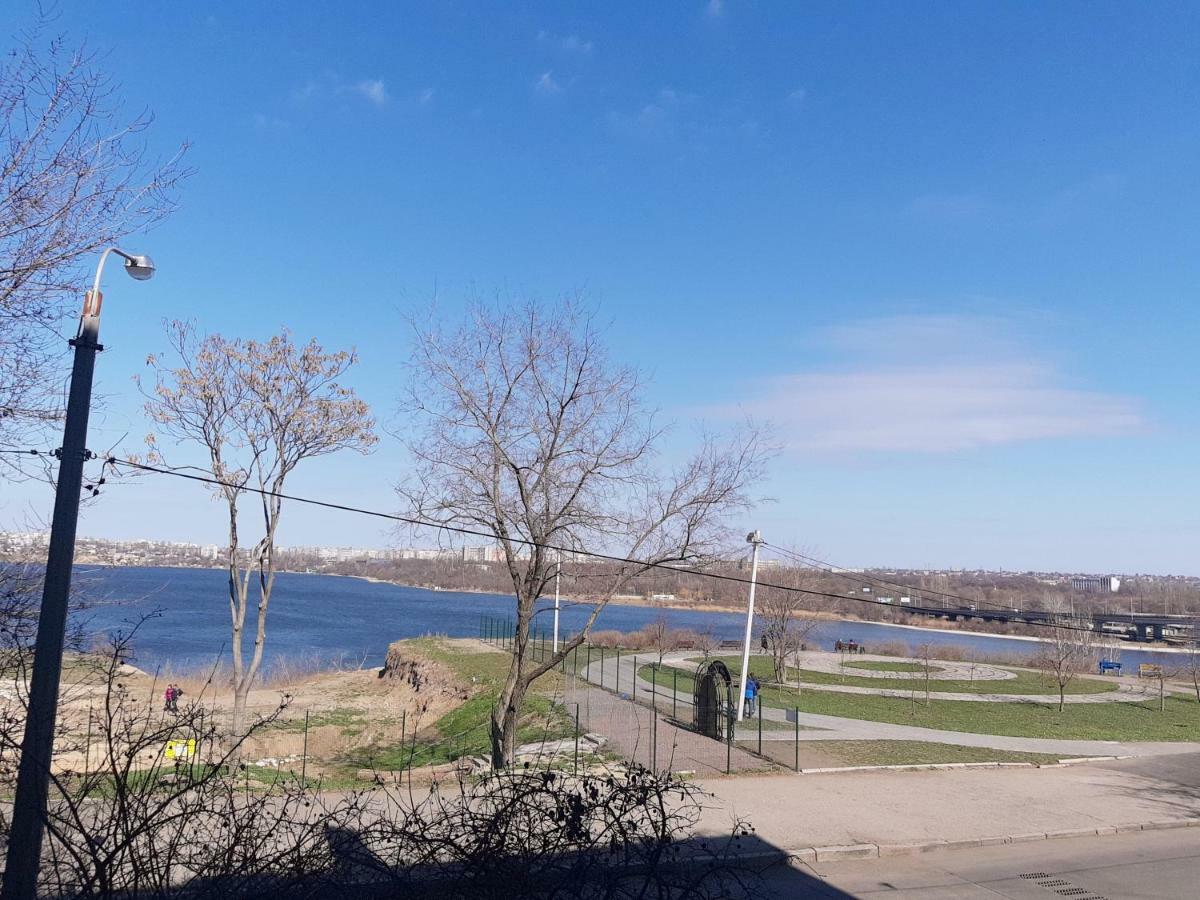 Apartment On Artyleriiska 2 With River View Mykolaïv Extérieur photo